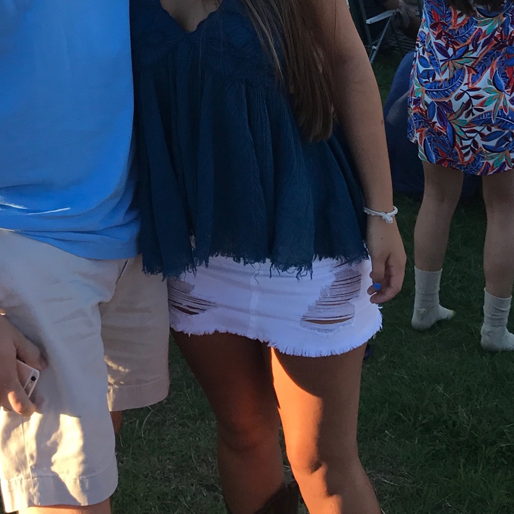 White denim skirt